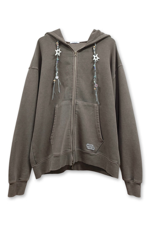 【PRE-ORDER】BEADED DRAWSTRING ZIP-UP HOODIE -BROWN-