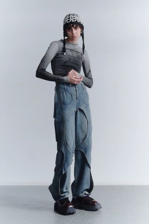 CIRCLE CUT-OUT DENIM PANTS -BLUE-