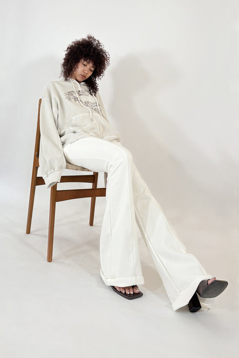 PIN TUCK CUT-OFF FLARE PANTS -WHITE- *Last1