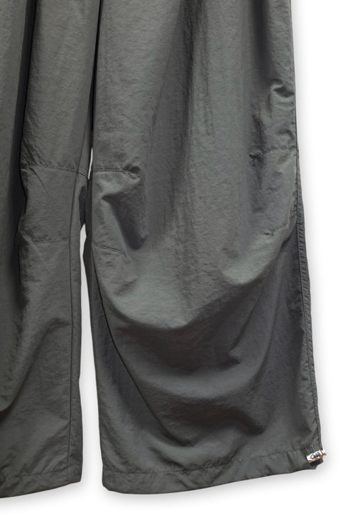 NYLON TUCK STITCH PANTS -CHARCOAL-