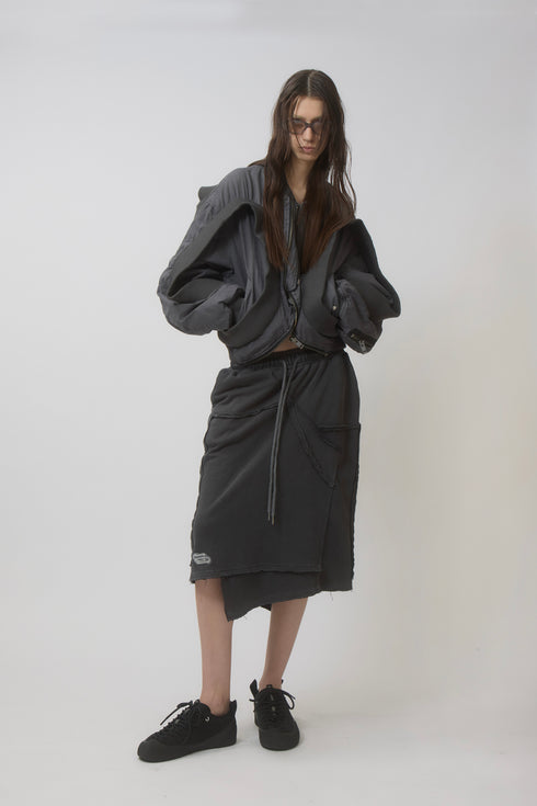【PRE-ORDER】WASHED CUT-OFF SWEAT SKIRT -CHARCOAL-