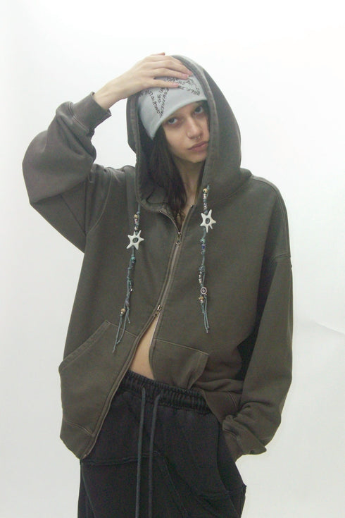 【PRE-ORDER】BEADED DRAWSTRING ZIP-UP HOODIE -BROWN-