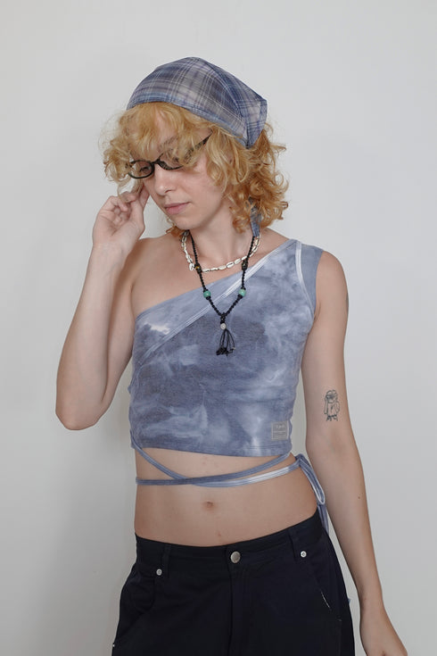 TIE-DYE ASYMMETRY WRAP TANK TOP -INDIGO-