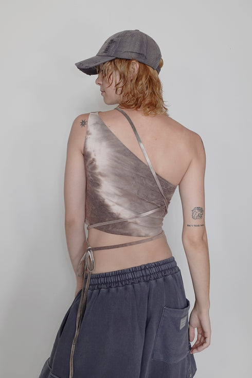 TIE-DYE ASYMMETRY WRAP TANK TOP -BROWN-