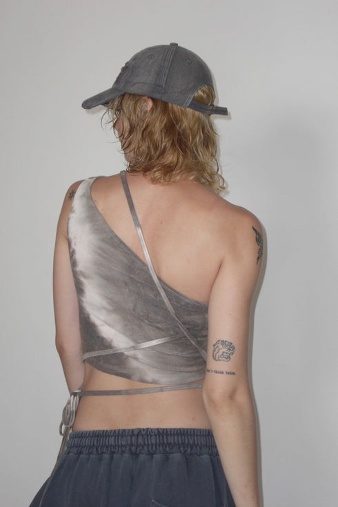 TIE-DYE ASYMMETRY WRAP TANK TOP -BROWN-