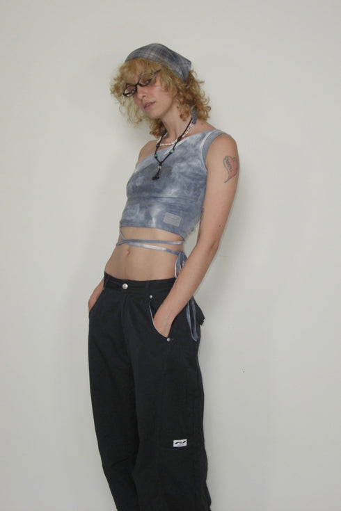 TIE-DYE ASYMMETRY WRAP TANK TOP -INDIGO-