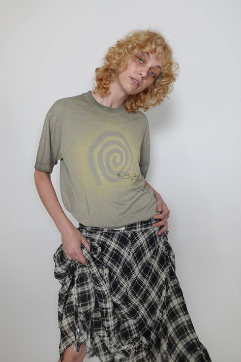 PAINTED SPIRAL WASHED TEE -KHAKI- *Last1