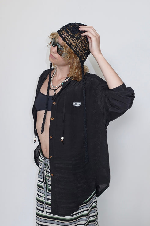 WOOD BUTTON CHILL OUT HOODIE -BLACK-