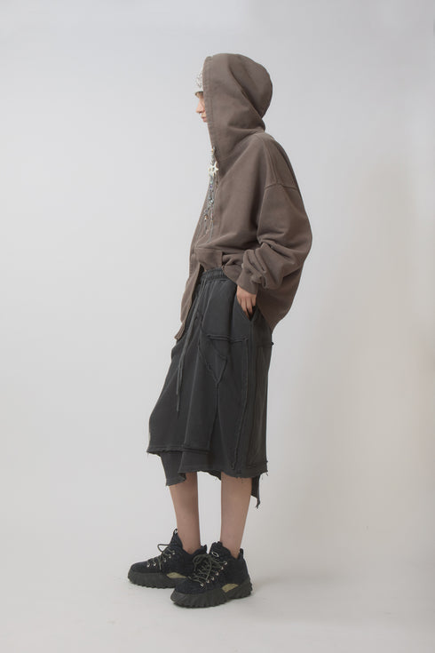 BEADED DRAWSTRING ZIP-UP HOODIE -BROWN-