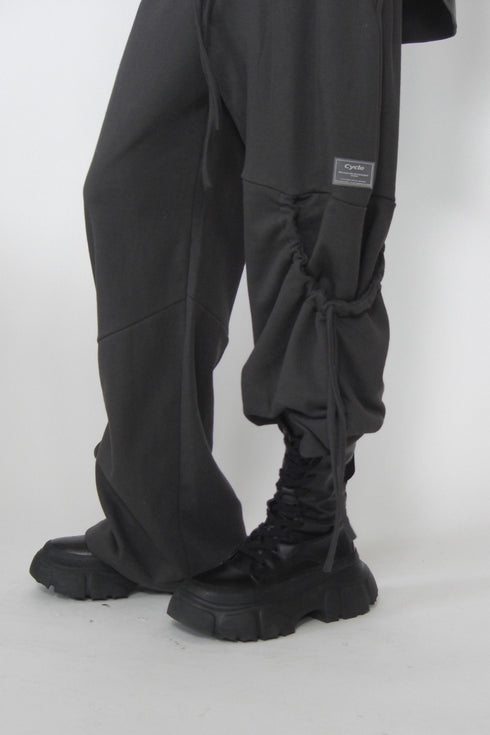 DRAWSTRING PANEL SWEAT PANTS -CHARCOAL-