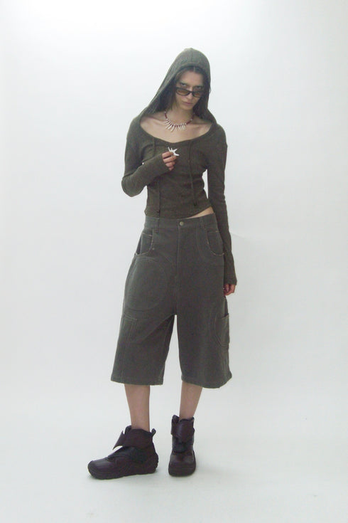 CIRCLE CUT-OUT WASHED HALF PANTS -BROWN SWEAT-