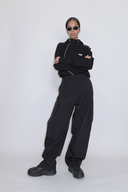 NYLON WIDE CURVED PANTS -BLACK-