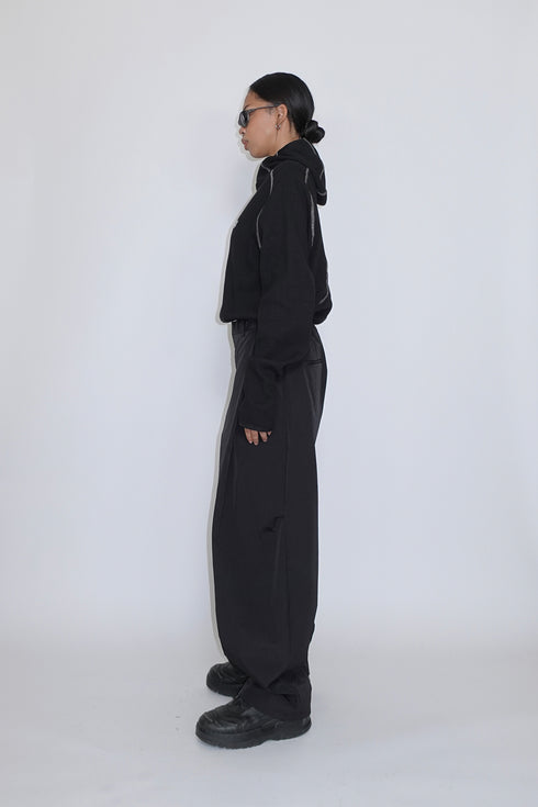 NYLON WIDE CURVED PANTS -BLACK-