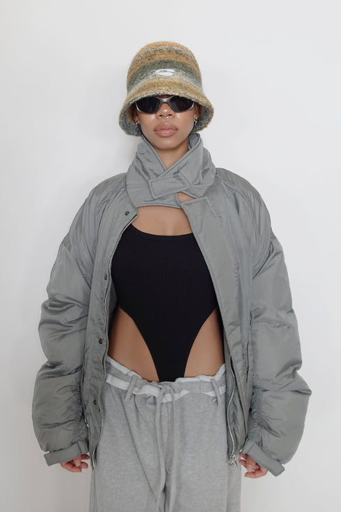 FUZZY MULTI STRIPE BUCKET HAT -ORANGE MIX-