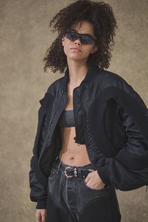 CIRCLE RIBBED NYLON MA-1 -BLACK-