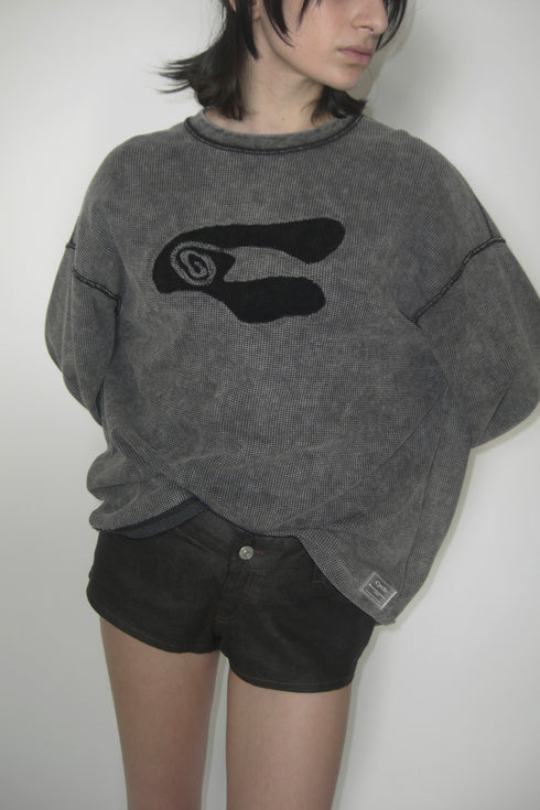 【RESTOCK】CUT-OUT LOGO WAFFLE TOPS -CHARCOAL-