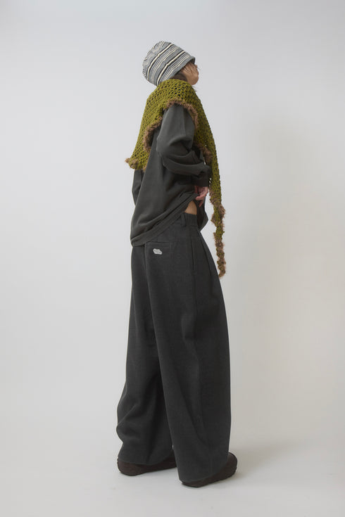 WOOL BALOON TUCK TROUSERS -CHARCOAL-