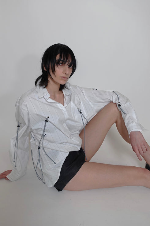 DRAWSTRING-EYELET STRIPED SHIRT -WHITE-