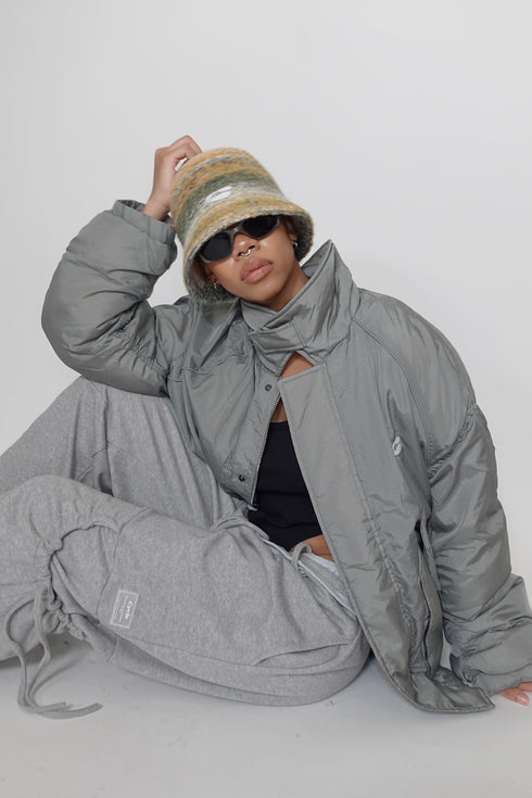 FUZZY MULTI STRIPE BUCKET HAT -ORANGE MIX-