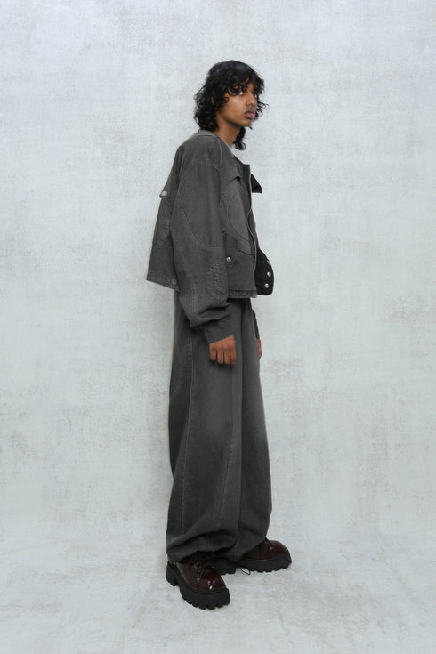 CIRCLE CUT-OUT DENIM JACKET -BLACK- *Last1