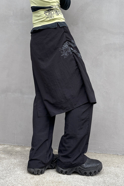 WRAP SKIRT LAYERED TROUSERS -BLACK-