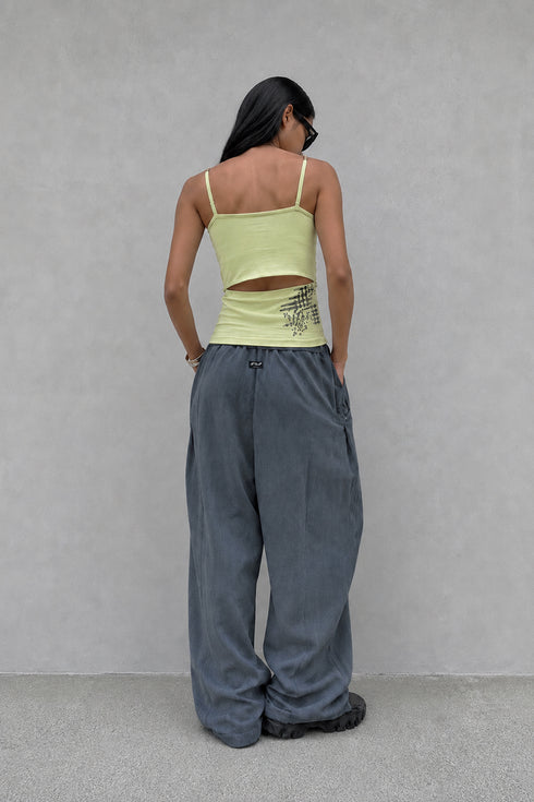 BACK SLIT LAYERED CAMISOLE -LIME YELLOW-