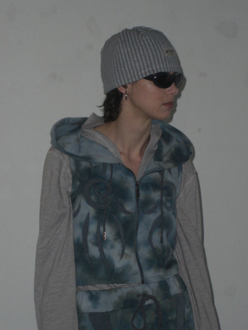 UNALOME SLEEVELESS HOODIE -TIE-DYE BLUE-