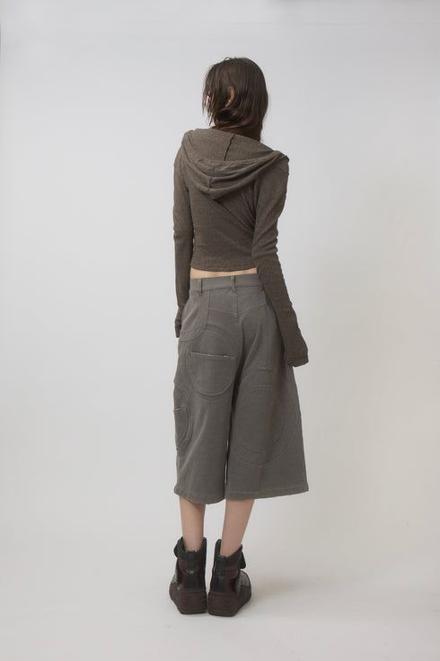 CIRCLE CUT-OUT WASHED HALF PANTS -BROWN SWEAT-