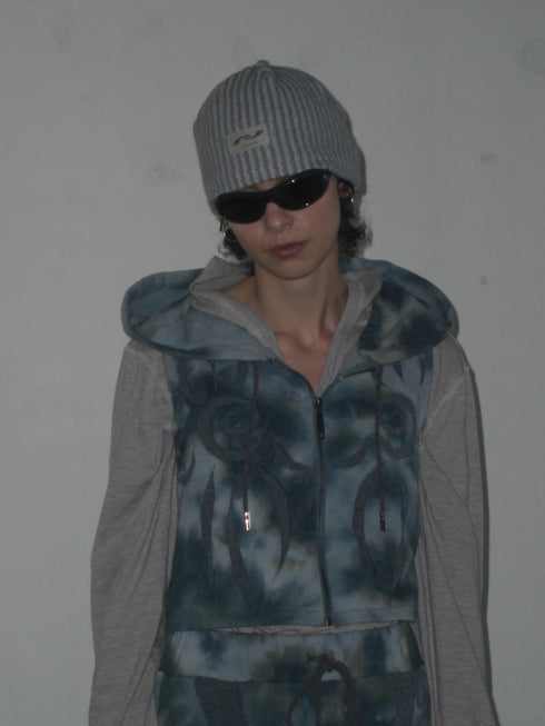 UNALOME SLEEVELESS HOODIE -TIE-DYE BLUE-