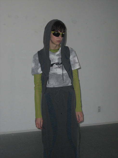 UNALOME SLEEVELESS HOODIE -CHARCOAL-