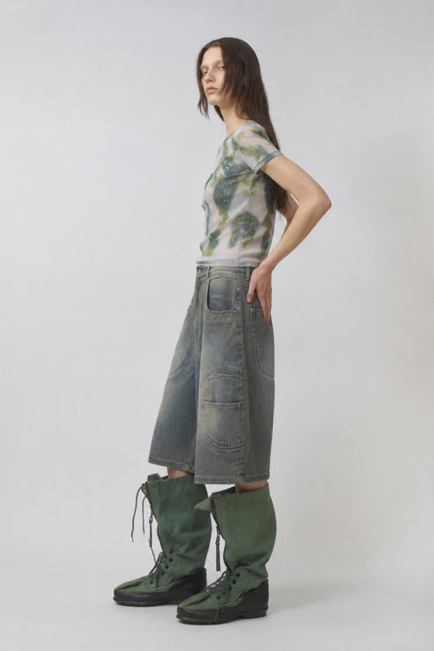 CIRCLE CUT-OUT WASHED HALF PANTS -SANDED BLUE DENIM-