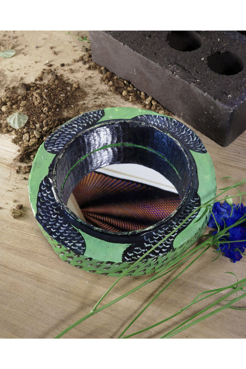 BLACK SNAKE HANGING MIRROR *Last1