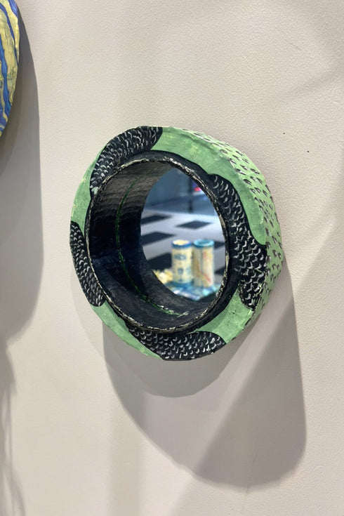 BLACK SNAKE HANGING MIRROR *Last1